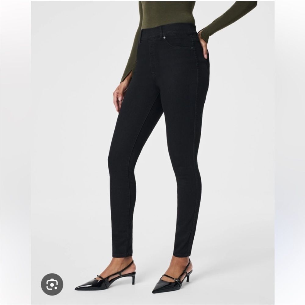 SPANX | NEW Black Wash High-Waisted Pull-On Skinny Jeans Women’s Size Small